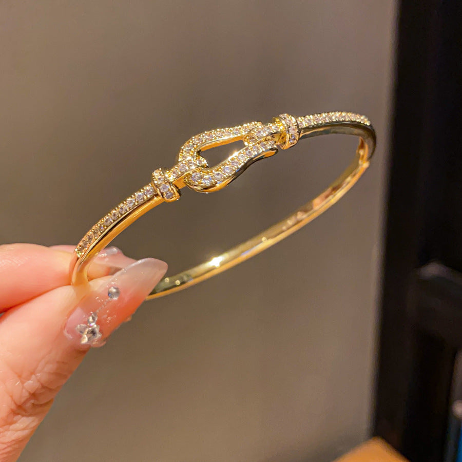 Wholesale Temperament  bracelet new style high-end fashion versatile bracelet jewelry
